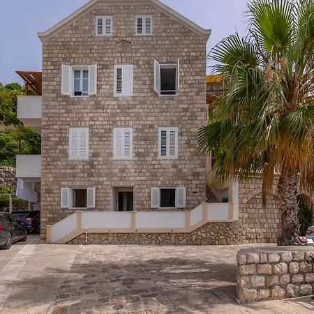 Soho On The Waterfront * Mlini