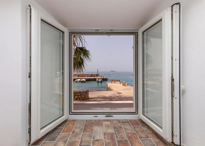 Apartment Soho On The Waterfront Mlini